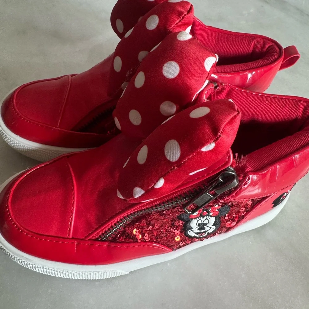 Disney Red Minnie Mouse Kids Sneakers - Picture 2 of 8